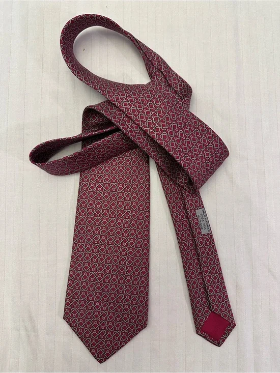 Hermès Maroon Silver Interlocking Knot Silk Tie Made in France